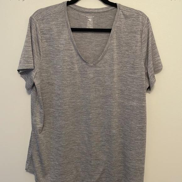 Women’s Athletic Works tee shirts (2) - Picture 5 of 5